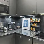 A Collection Rue Dantibes Elegant 130 M2 Designer * Cannes